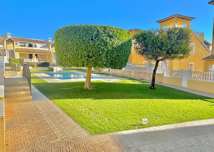 La Casa Lomas Del Golf - 2 *
